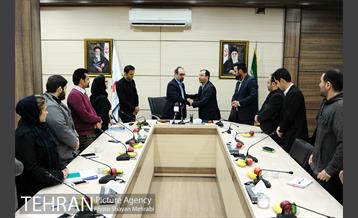 تفاهم نامه همکارى بین مرکز ارتباطات و امور بین الملل شهردارى تهران با ستاد توان افزایى و حمایت از فعالیت سازمان هاى مردم نهاد شهر تهران 18