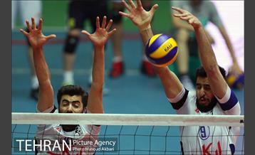 دیدار بانک سرمایه و پیکان در لیگ برتر والیبال 25