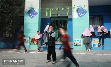 به وقت خدمت؛ مرکز «پویا شهر منطقه 19» ویژه کودکان کار 7