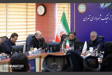 نشست شهردار تهران با معاون حمل و نقل و ترافیک شهرداری 4