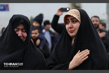 مراسم تشییع شهیده فائزه رحیمی 32
