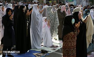 اقامه نماز عید سعید فطر در محله شهران 9