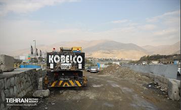 بازدید دانشجویان از پروژه مقاوم‌سازی پل تقاطع بزرگراه همت و رودخانه کن 55