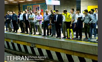 پرفورمنس آموزش فرهنگسازی قوانین مترو به مناسبت جام جهانی 31