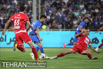 دیدار استقلال و پرسپولیس در لیگ برتر فوتبال 41