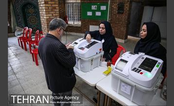 حضور مردم در انتخابات شورایاری محلات شهر تهران - ۲ 11