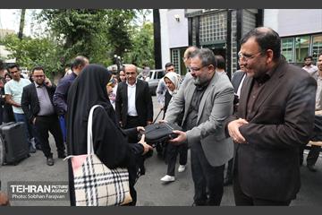 مراسم بدرقه کاروان اعزامی کارکنان شهرداری تهران به عتبات عالیات 9