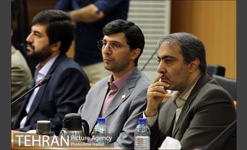 نشست صمیمانه شهردار تهران با مدیران مسئول رسانه های جمعی 8