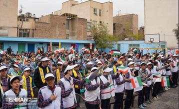 گرامیداشت روز 13 آبان در مدرسه شهید فهمیده  11