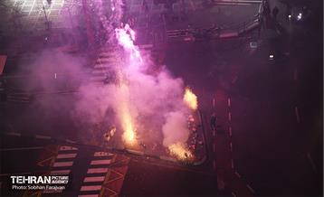 نورافشانی جشن پیروزی انقلاب اسلامی در میدان ولی‌عصر(عج) 3