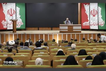 نشست ادوار بسیج دانشجویی 20