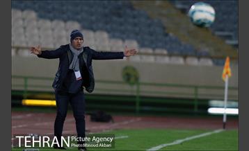 دیدار تیم‌ های فوتبال استقلال تهران و استقلال خوزستان