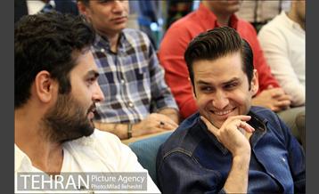 جشن امضای چاپ پنجم کتاب رُزفــر 13