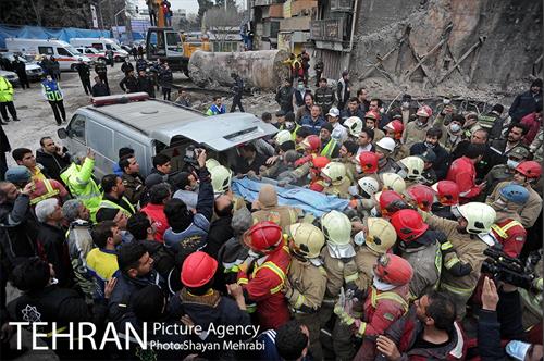 هشتمین روز آواربرداری ساختمان پلاسکو-1 12