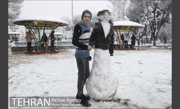 بارش برف در میدان نبوت (هفت حوض) 17