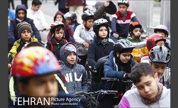 همایش دوچرخه سواری دانش آموزان در منطقه 11 4