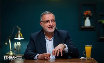 حضور شهردار تهران در برنامه «بدون توقف» 10