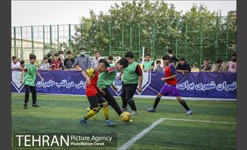 اختتامیه مسابقات فوتبال خیابانی جام رمضان ۱۴۰۰ در محله هرندی 2