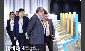 بازدید پیروز حناچی از نمایشگاه مجمع جهای شهری  12