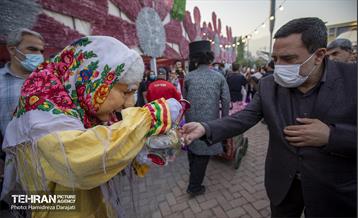 پایتخت میزبان جشنواره گل و گلاب 29