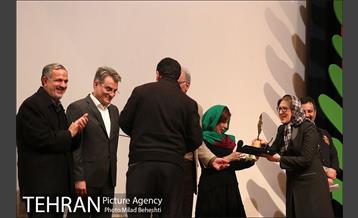 آئین اختتامیه دومین دوره جایزه سپیدار‎ 27