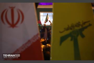 شادی مردم تهران پس از حمله موشکی ایران 31