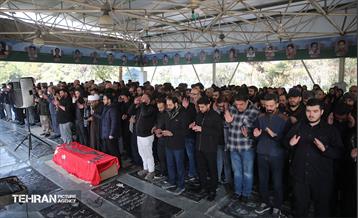 تشییع پیکر خبرنگار فقید مهدی علیرضایی (1) 5