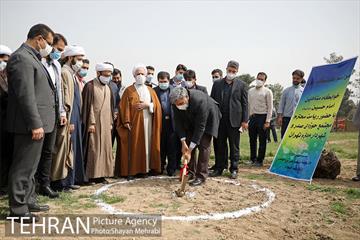 بازدید شهردار تهران از حوزه علمیه مشکات 43