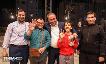 ویژه برنامه «مهمونی شهر» در باغ‌راه حضرت زهرا(س) - 4 46