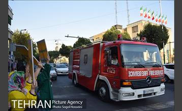 آموزش فرهنگ ترافیک توسط بچه های سندرم دان 15