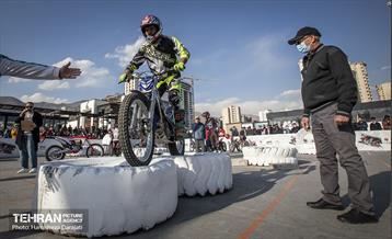 رانـد نهایی مسابقات قهرمانی موتور تریال  28