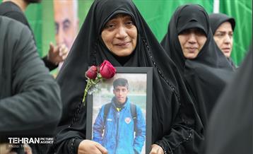 وداع با پیکر شهدای حافظان نظم و امنیت 9