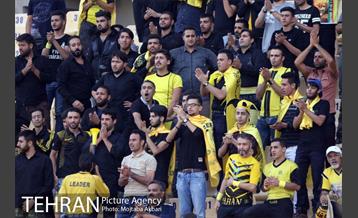 دیدار تیم‌های سپاهان اصفهان و نفت طلاییه تهران 17