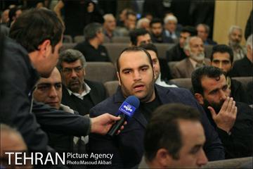 مراسم ختم منصور پورحیدری‎ 10
