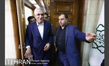 ارائه لایحه برنامه سوم توسعه شهر تهران توسط شهردار به شورای شهر  39