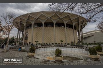 50 سال با نماد تئاتر ایران  30