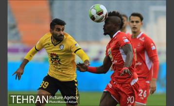 دیدار تیم‌های فوتبال پرسپولیس - پارس جنوبی 9
