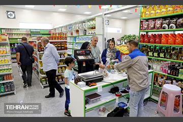 افتتاح بازار میوه و تره‌بار در منطقه 22 2