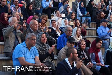 آیین زادروز محمدعلی بهمنی در نگارستان شهر 21