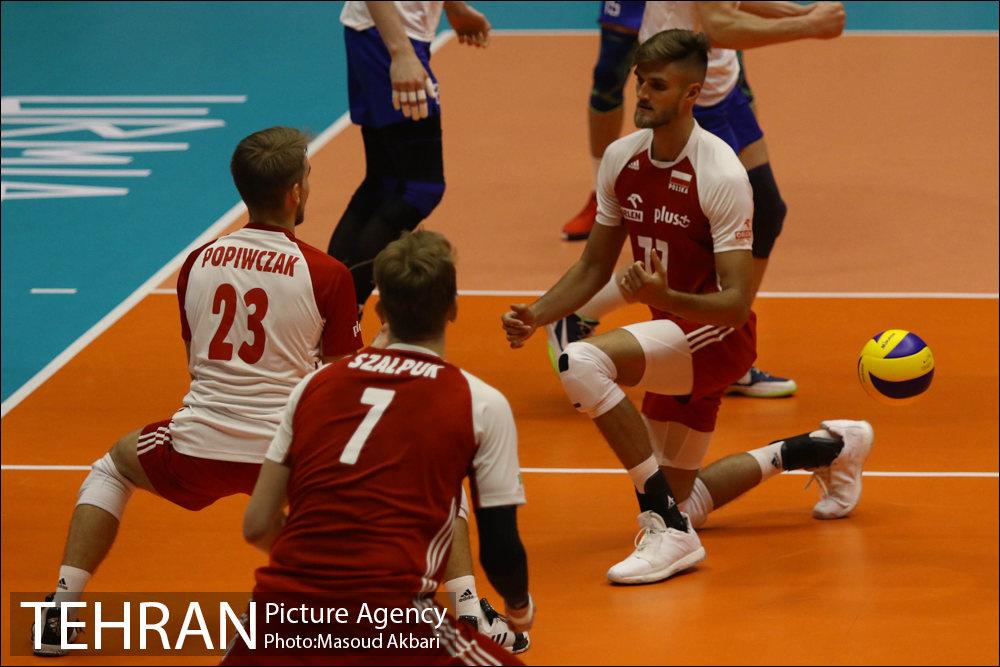 لیگ جهانی والیبال روسیه و لهستان 2