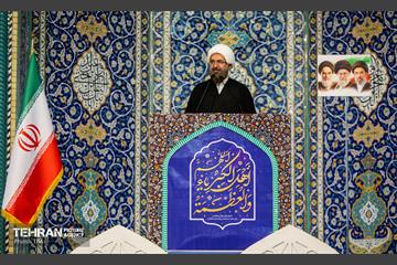 اقامه نماز عید سعید فطر در مصلی امام خمینی(ره)