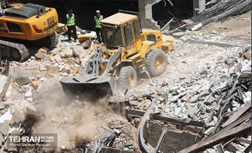 دومین روز آواربرداری ساختمان‌های غیرمجاز در منطقه ۱۹ 18