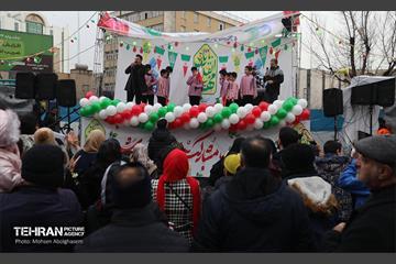 جشن نیمه‌شعبان در میدان ولی‌عصر (عج) - 3 44