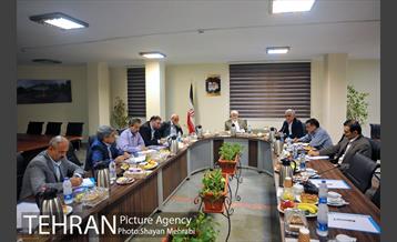 نشست مجمع امید با حضور شهردار تهران 10