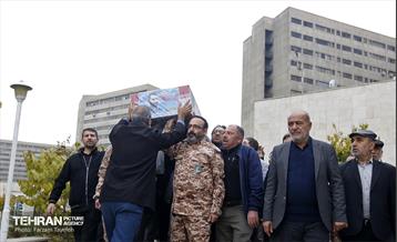 تشییع پیکر شهدای مدافع حرم در منطقه ۵ 30