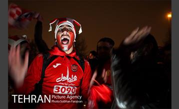 هواداران شب قبل از شهرآورد ۸۴ 13