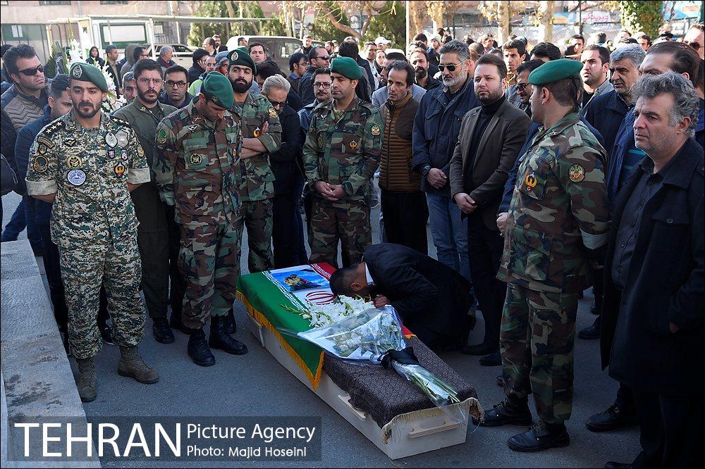 مراسم تشییع پیکر مهدی حبیبی فر 13