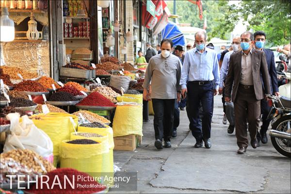 بازدید معاون شهرسازی و معماری شهرداری تهران و شهردار منطقه ۱۲ از بازار امین السلطان 8