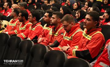 مراسم گرامیداشت روز داوطلب 26