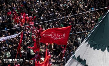 خیمه سوزان ظهر عاشورا در چهارراه گلوبندگ 20